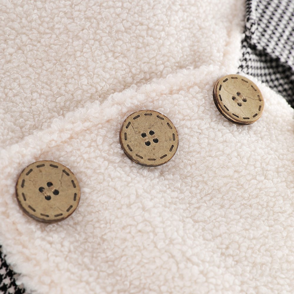 Zoom sur le tissu intérieur du manteau Canelli, confort et chaleur