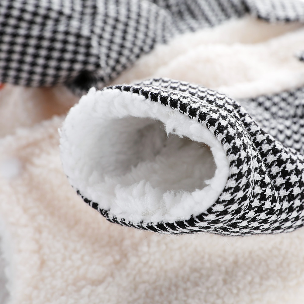 Zoom sur le tissu intérieur du manteau Canelli, confort et chaleur
